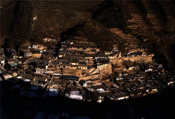 中國古村落:北京門頭溝爨底下村(圖1)