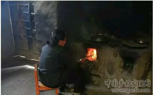 農(nóng)村燒柴火的日子再也回不去了(圖13)