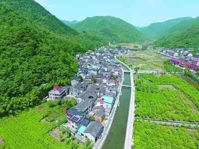 【藝萃】重返鄉土，“建筑界諾獎”獲得者將民居改得這么美！