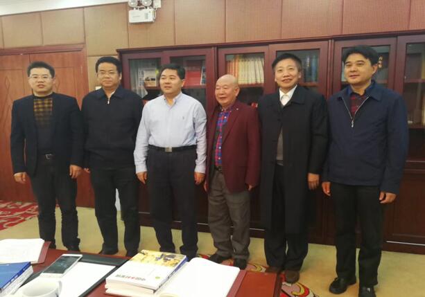 陳文勝參加隋忠誠副省長主持的鄉(xiāng)村振興戰(zhàn)略座談會(圖1)